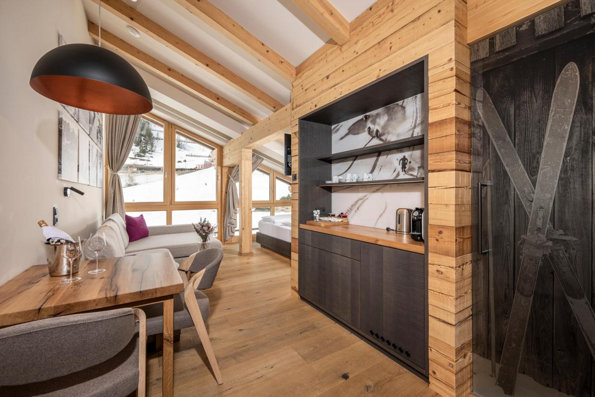 Austria Alpinhotel Ski In Ski Out An Der Edelweissbahn Obertauern Exteriér fotografie